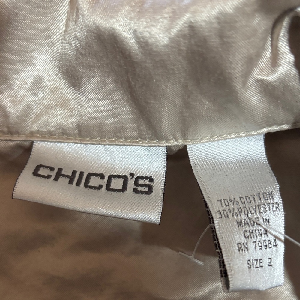 Chicos Metallic Gold Women's Jacket - Shiny Lightweight Coat - Picture 3 of 3